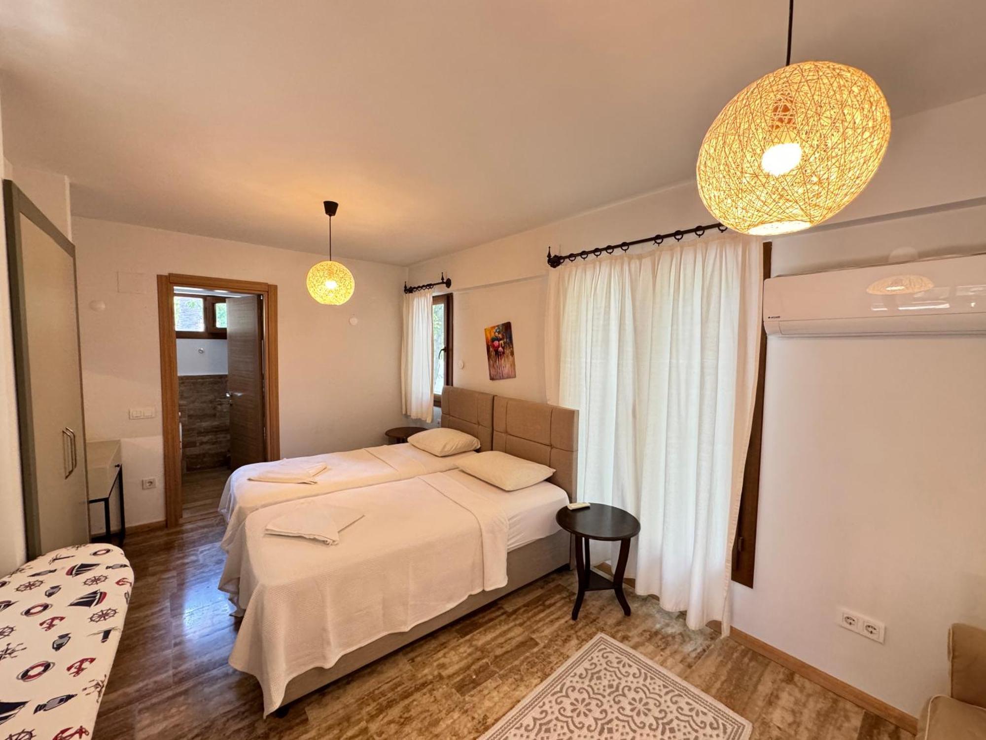 Villa Merry - Dalyan Stonehouse With Palmtrees, 50M To River Ortaca  Exteriör bild
